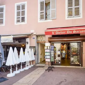 Appartement 3-star Rated In The Heart Of The Old Town With A View, Annecy